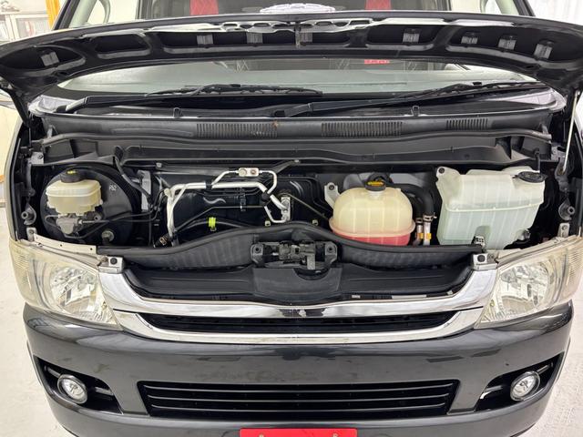 ハイエースバン ロングスーパーＧＬ　禁煙車　シートカバー　クラリオンナビ　フルセグＴＶ　Ｂｌｕｅｔｏｏｔｈオーディオ　ＤＶＤ　ＥＴＣ　ＬＥＤヘッドライト　アルミホイル　ＡＣ１００Ｖ電源　Ｗエアバッグ（46枚目）