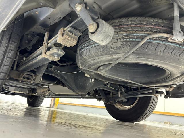 ハイエースバン ロングスーパーＧＬ　禁煙車　シートカバー　クラリオンナビ　フルセグＴＶ　Ｂｌｕｅｔｏｏｔｈオーディオ　ＤＶＤ　ＥＴＣ　ＬＥＤヘッドライト　アルミホイル　ＡＣ１００Ｖ電源　Ｗエアバッグ（58枚目）
