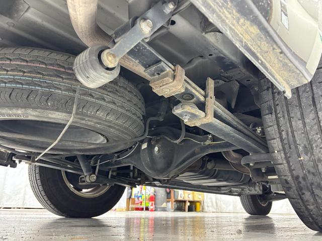 ハイエースバン ロングスーパーＧＬ　禁煙車　シートカバー　クラリオンナビ　フルセグＴＶ　Ｂｌｕｅｔｏｏｔｈオーディオ　ＤＶＤ　ＥＴＣ　ＬＥＤヘッドライト　アルミホイル　ＡＣ１００Ｖ電源　Ｗエアバッグ（59枚目）