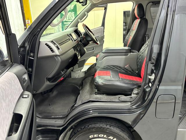 ハイエースバン ロングスーパーＧＬ　禁煙車　シートカバー　クラリオンナビ　フルセグＴＶ　Ｂｌｕｅｔｏｏｔｈオーディオ　ＤＶＤ　ＥＴＣ　ＬＥＤヘッドライト　アルミホイル　ＡＣ１００Ｖ電源　Ｗエアバッグ（64枚目）