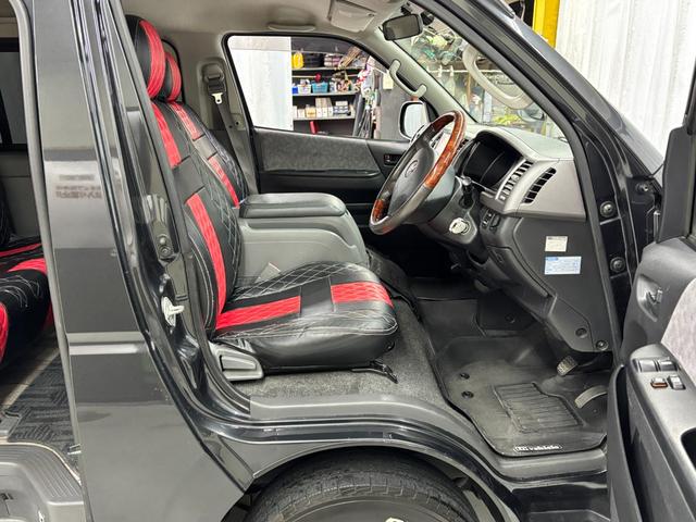 ハイエースバン ロングスーパーＧＬ　禁煙車　シートカバー　クラリオンナビ　フルセグＴＶ　Ｂｌｕｅｔｏｏｔｈオーディオ　ＤＶＤ　ＥＴＣ　ＬＥＤヘッドライト　アルミホイル　ＡＣ１００Ｖ電源　Ｗエアバッグ（65枚目）