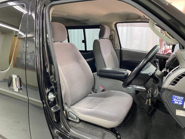 ハイエースバン ロングスーパーＧＬ　ベッドキット　社外メモリーナビ　ワンセグ　ＣＤ　ＥＴＣ　Ｗエアバック　ＡＢＳ　キーレス（10枚目）