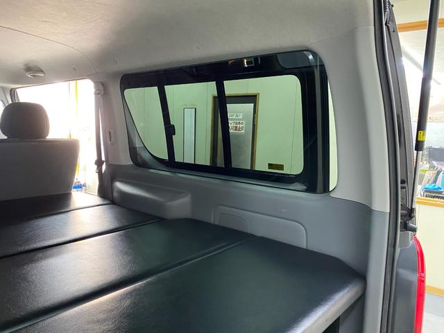 ハイエースバン ロングスーパーＧＬ　ベッドキット　社外メモリーナビ　ワンセグ　ＣＤ　ＥＴＣ　Ｗエアバック　ＡＢＳ　キーレス（20枚目）