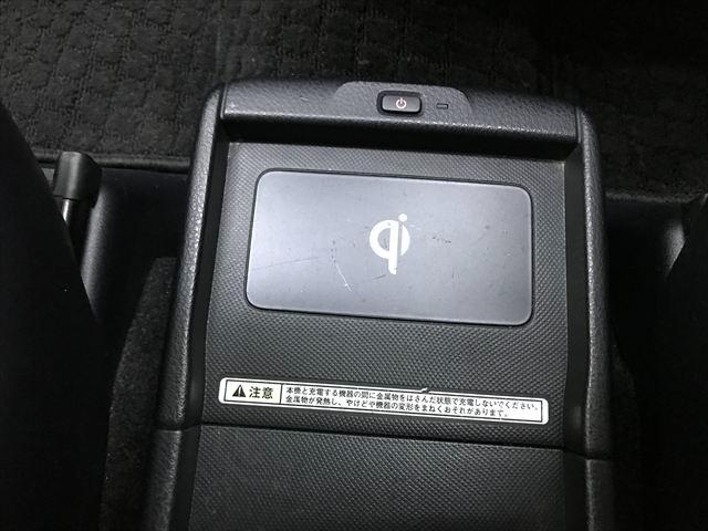 ノア ハイブリッドＧ　モデリスタフルエアロ　ＴＥＩＮ車高調　１８インチアルミ　両側パワスラ　純正フルセグＴＶ　フリップダウンモニター　バックカメラ　ＢＴオーディオ　スマートキーＸ２　シートヒーター　置くだけ充電　ＥＴＣ（32枚目）