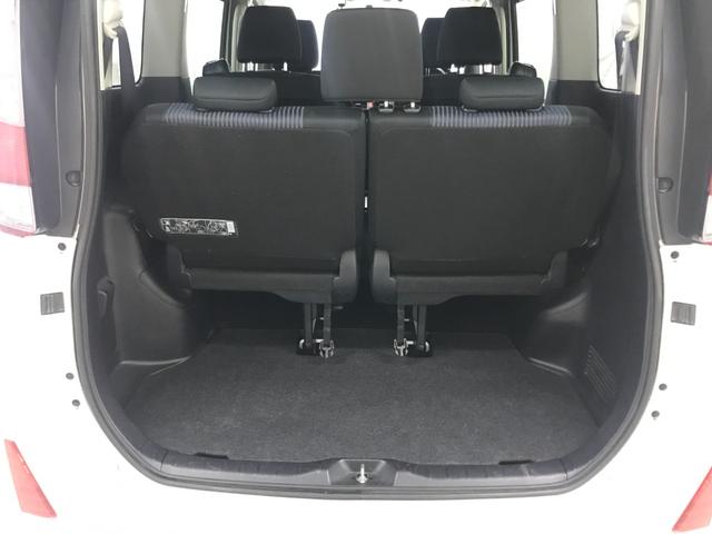 ノア Ｓｉ　純正９インチナビ　フルセグＴＶ　ＢＴオーディオ　バックカメラ　ＥＴＣ車載器　パワースライドドア　スマートキーＸ２　ＬＥＤヘッドライト　フォグライト　７人乗り　スーパースライドシート　コーナーセンサー（17枚目）
