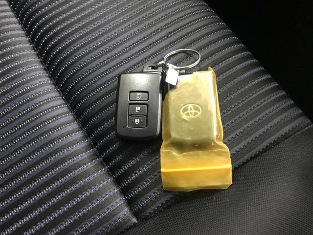 ノア Ｓｉ　純正９インチナビ　フルセグＴＶ　ＢＴオーディオ　バックカメラ　ＥＴＣ車載器　パワースライドドア　スマートキーＸ２　ＬＥＤヘッドライト　フォグライト　７人乗り　スーパースライドシート　コーナーセンサー（38枚目）