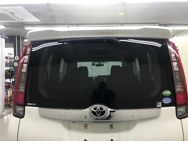 ノア Ｓｉ　純正９インチナビ　フルセグＴＶ　ＢＴオーディオ　バックカメラ　ＥＴＣ車載器　パワースライドドア　スマートキーＸ２　ＬＥＤヘッドライト　フォグライト　７人乗り　スーパースライドシート　コーナーセンサー（49枚目）