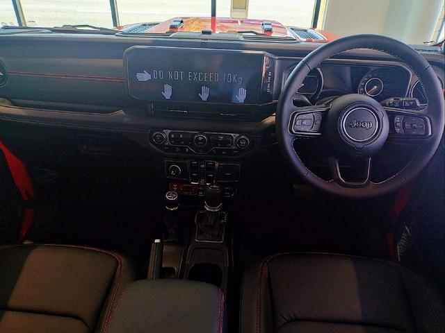 ジープ・ラングラーアンリミテッド ルビコン AppleCarPlay アダプティブクルーズコントロール ブラインドスポットモニター Bluetooth接続 ヒルディセントコントロール 電動シート レザーシート ETC2.0(10枚目)