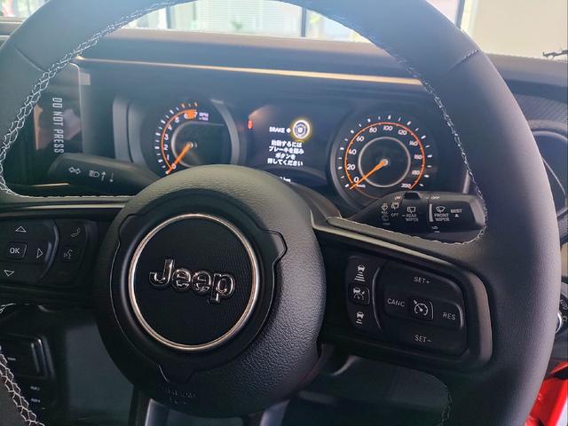 ジープ・ラングラーアンリミテッド ルビコン AppleCarPlay アダプティブクルーズコントロール ブラインドスポットモニター Bluetooth接続 ヒルディセントコントロール 電動シート レザーシート ETC2.0(12枚目)