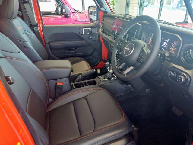 ジープ・ラングラーアンリミテッド ルビコン AppleCarPlay アダプティブクルーズコントロール ブラインドスポットモニター Bluetooth接続 ヒルディセントコントロール 電動シート レザーシート ETC2.0(15枚目)