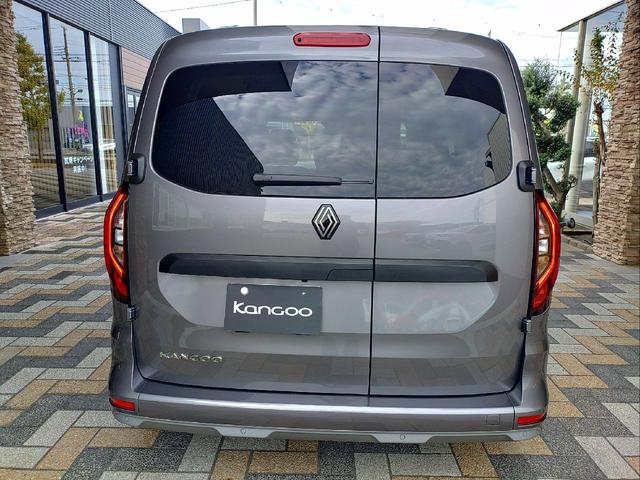 カングー ベースグレード ガソリンターボ 7速EDC 両側スライドドア ダブルバックドア AppleCarPlay AndroidAuto アダプティブクルズコントロール バックアイカメラ(3枚目)