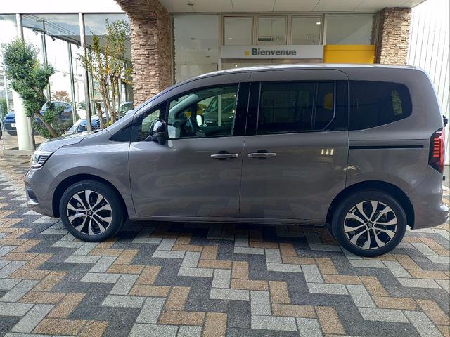 カングー ベースグレード ガソリンターボ 7速EDC 両側スライドドア ダブルバックドア AppleCarPlay AndroidAuto アダプティブクルズコントロール バックアイカメラ(5枚目)