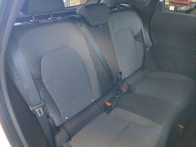 キャプチャー テクノ　マイルドハイブリッド　マイルドハイブリッド　前席シートヒーター　　運転席電動シート　アダプティブクルーズコントロール　電動パーキングブレーキ　ブレーキホールド　ディスプレイオーディオ　衝突被害軽減ブレーキ（23枚目）