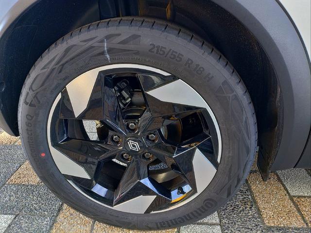 キャプチャー テクノ　マイルドハイブリッド　マイルドハイブリッド　前席シートヒーター　　運転席電動シート　アダプティブクルーズコントロール　電動パーキングブレーキ　ブレーキホールド　ディスプレイオーディオ　衝突被害軽減ブレーキ（33枚目）