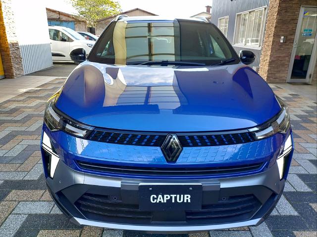 キャプチャー エスプリ アルピーヌ フルハイブリッドE-テック フルハイブリッド 前席シートヒーター ステアリングヒーター 運転席電動シート アダプティブクルーズコントロール 電動パーキングブレーキ ブレーキホールド ディスプレイオーディオ 衝突被害軽減ブレーキ(2枚目)