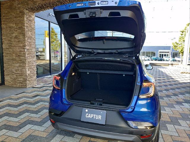 キャプチャー エスプリ アルピーヌ フルハイブリッドE-テック フルハイブリッド 前席シートヒーター ステアリングヒーター 運転席電動シート アダプティブクルーズコントロール 電動パーキングブレーキ ブレーキホールド ディスプレイオーディオ 衝突被害軽減ブレーキ(10枚目)