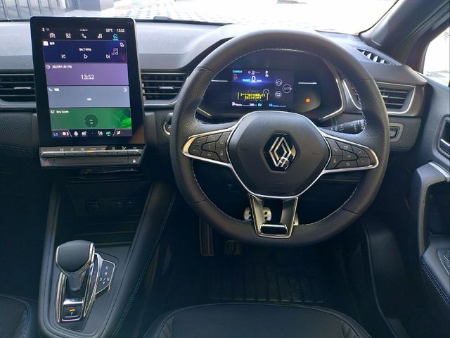 キャプチャー エスプリ アルピーヌ フルハイブリッドE-テック フルハイブリッド 前席シートヒーター ステアリングヒーター 運転席電動シート アダプティブクルーズコントロール 電動パーキングブレーキ ブレーキホールド ディスプレイオーディオ 衝突被害軽減ブレーキ(14枚目)