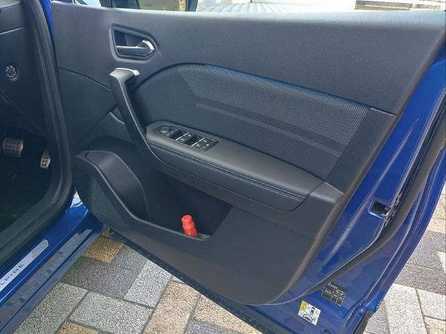 キャプチャー エスプリ アルピーヌ フルハイブリッドE-テック フルハイブリッド 前席シートヒーター ステアリングヒーター 運転席電動シート アダプティブクルーズコントロール 電動パーキングブレーキ ブレーキホールド ディスプレイオーディオ 衝突被害軽減ブレーキ(25枚目)