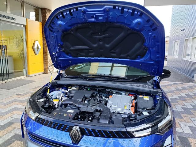 キャプチャー エスプリ アルピーヌ フルハイブリッドE-テック フルハイブリッド 前席シートヒーター ステアリングヒーター 運転席電動シート アダプティブクルーズコントロール 電動パーキングブレーキ ブレーキホールド ディスプレイオーディオ 衝突被害軽減ブレーキ(32枚目)