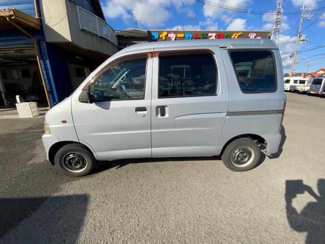 ハイゼットカーゴ クルーズ　オートマ　キーレス　エアコン　パワステ　パワーウインドウ　車検Ｒ８年　修復歴なし　走行距離１１０１９７ｋｍ（65枚目）