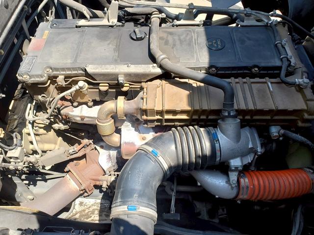 スーパーグレート 　平ボディ　アルミＢ　積載１４．３ｔ　アルミホイール　スタンション付（18枚目）