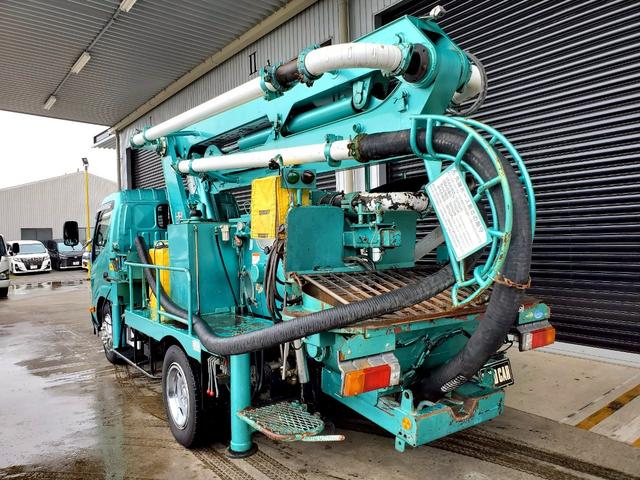 デュトロ 　コンクリート　ポンプ車　スクイーズ式　ナビ　ＥＴＣ　メッキパーツ　ラジコン付（30枚目）