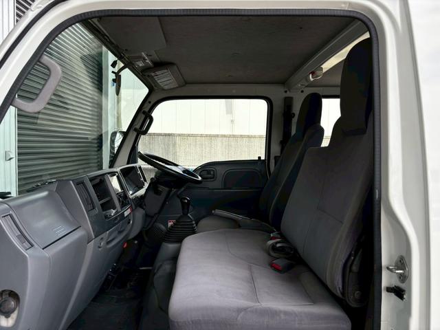 エルフトラック 　ダブルキャブ　パワーゲート　積載２ｔ　荷台内寸長さ２０４幅１６１（12枚目）