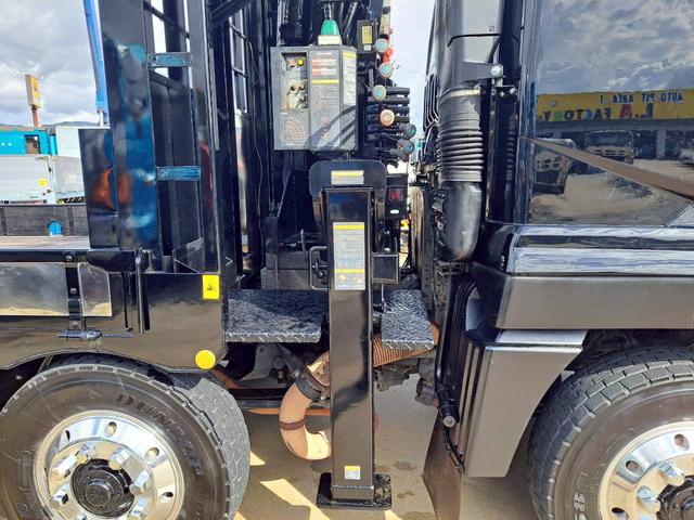 スーパーグレート 　４段クレーン　積載１２．１ｔ　ラジコン付　アルミホイール　荷台内寸８８３　幅２３５（21枚目）