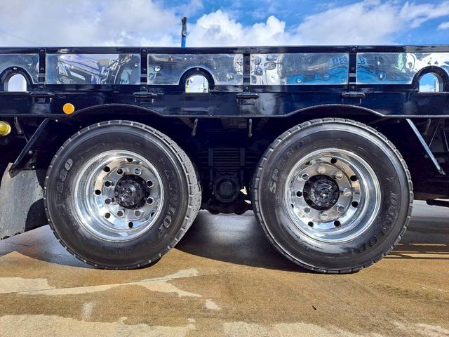 スーパーグレート 　４段クレーン　積載１２．１ｔ　ラジコン付　アルミホイール　荷台内寸８８３　幅２３５（31枚目）