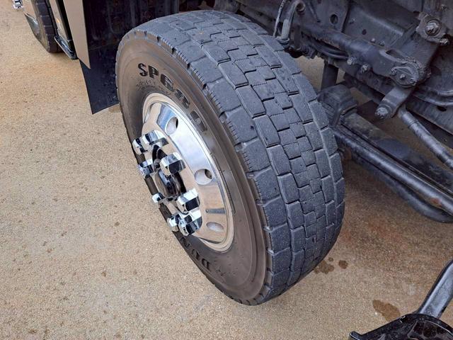 スーパーグレート 　４段クレーン　積載１２．１ｔ　ラジコン付　アルミホイール　荷台内寸８８３　幅２３５（35枚目）