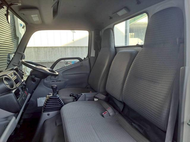 デュトロ 平ボディ ロング 積載2t 荷台内寸長435 幅179(15枚目)