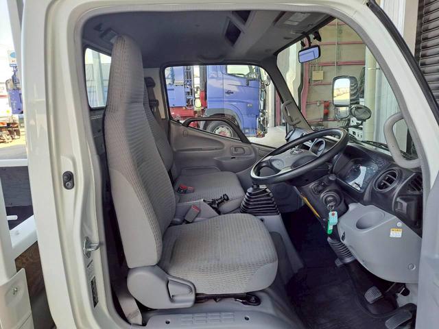 デュトロ 平ボディ ロング 積載2t 荷台内寸長435 幅179(16枚目)