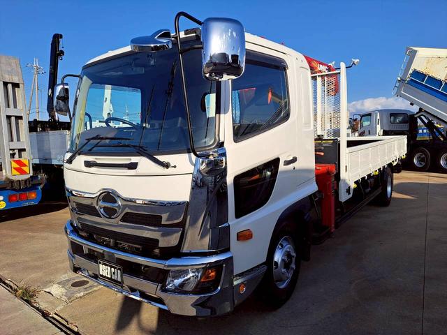 ヒノレンジャー 4段クレーン ラジコン付 ベッド付 積載2.4t 荷台内寸長555 幅210(3枚目)