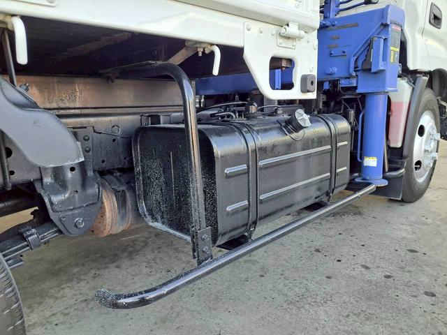 デュトロ 3段クレーン 積載2t ラジコン付 荷台内寸長さ230 幅162(23枚目)