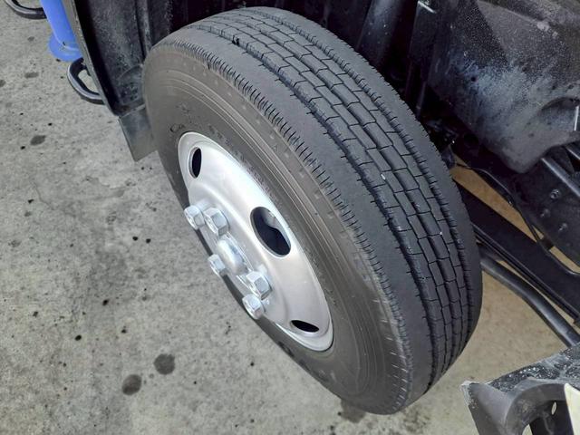 デュトロ 3段クレーン 積載2t ラジコン付 荷台内寸長さ230 幅162(33枚目)