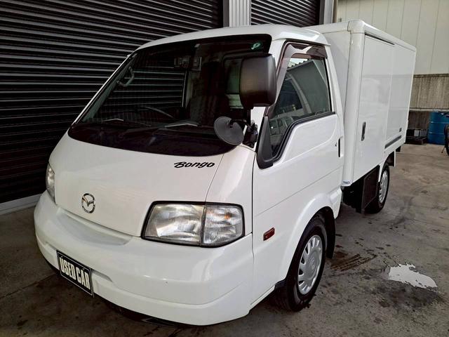 ボンゴトラック 　冷蔵冷凍　マイナス３５℃　左サイドドア付　荷台内寸長さ２３２　幅１５３　高さ１０５（3枚目）