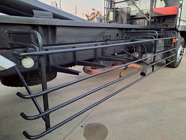 スーパーグレート フックロール バッカン付 ハイルーフ ステンレスフェンダー(21枚目)