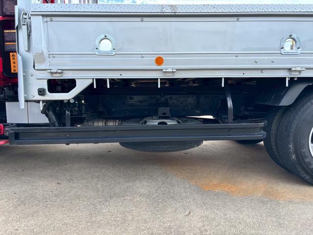 エルフトラック 　セルフ４段クレーン　フックイン　ラジコン付　ハイジャッキ　Ｒジャッキ付　メッキパーツ（11枚目）