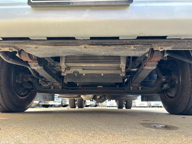 エルフトラック 　セルフ４段クレーン　フックイン　ラジコン付　ハイジャッキ　Ｒジャッキ付　メッキパーツ（12枚目）