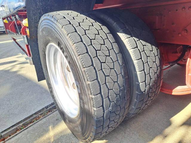 スーパーグレート セルフローダー 積載11.3t 自動アユミ スライド付 ウインチ付 サイドガード(27枚目)