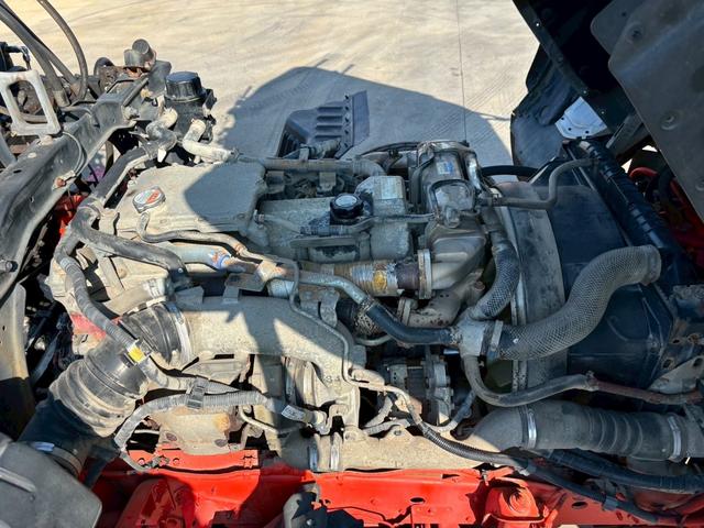 ヒノレンジャー 　深ボディーヒアブ付　アルミ付　ベッド付　ルーフラック　グラップル付　トップシート　サイドラダー　増トン車　メッキパーツ（9枚目）