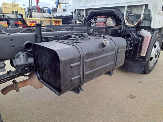 デュトロ 　ダンプ　コボレーン付　メッキパーツ　高床（22枚目）