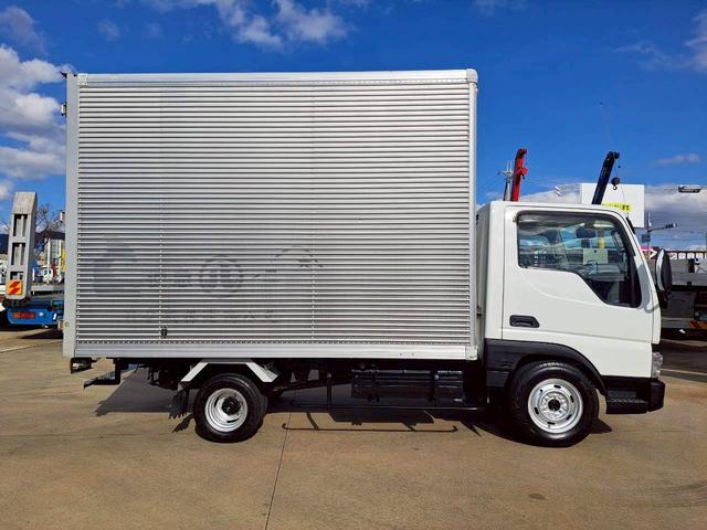 タイタンダッシュ 　パネルバン　積載１．４５ｔ　左サイドドア付　総重量３５００未満（4枚目）