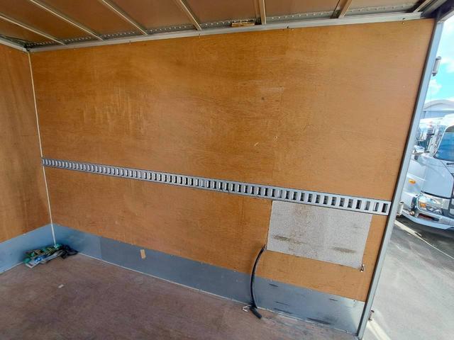 タイタンダッシュ 　パネルバン　積載１．４５ｔ　左サイドドア付　総重量３５００未満（17枚目）