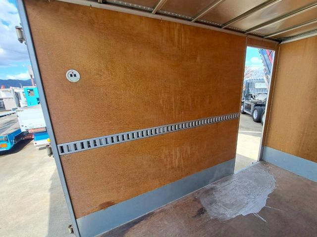 タイタンダッシュ 　パネルバン　積載１．４５ｔ　左サイドドア付　総重量３５００未満（19枚目）