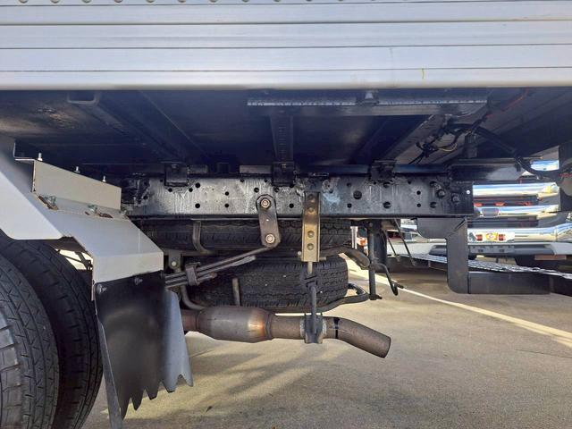 タイタンダッシュ 　パネルバン　積載１．４５ｔ　左サイドドア付　総重量３５００未満（20枚目）