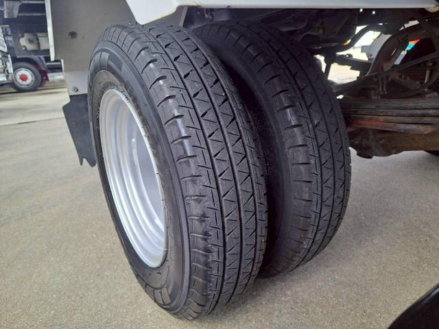 タイタンダッシュ 　パネルバン　積載１．４５ｔ　左サイドドア付　総重量３５００未満（26枚目）