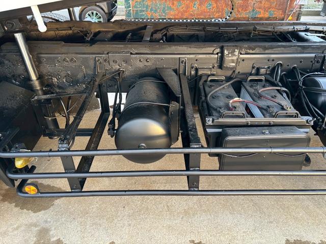 スーパーグレート セフティーローダー 積載12.8t 荷台メーカー花見台 荷台内寸長 818 幅242(18枚目)