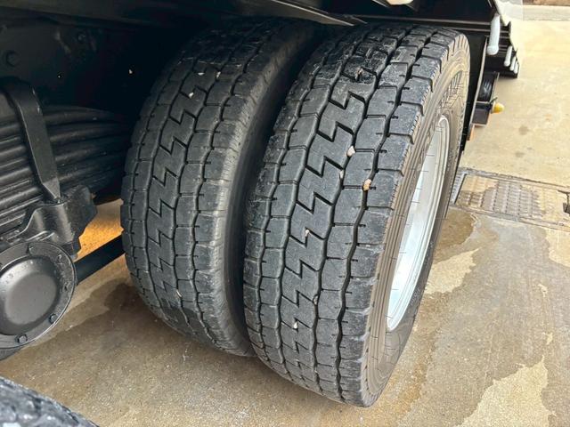 スーパーグレート セフティーローダー 積載12.8t 荷台メーカー花見台 荷台内寸長 818 幅242(31枚目)