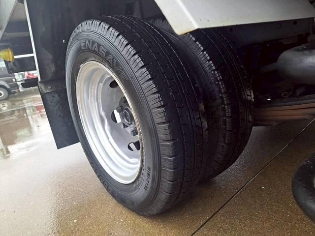 アトラストラック 　Ｐ－Ｖ　積載１．３５ｔ（19枚目）